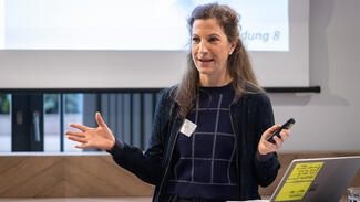 Eröffnung des Netzwerktreffens und Warm-up (Foto: Jürgen Aloisius Morgenroth)