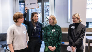 Eröffnung des Netzwerktreffens und Warm-up (Foto: Jürgen Aloisius Morgenroth)