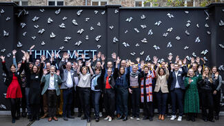 Die Teilnehmerinnen und Teilnehmer des Netzwerktreffens (Foto: Jürgen Aloisius Morgenroth)